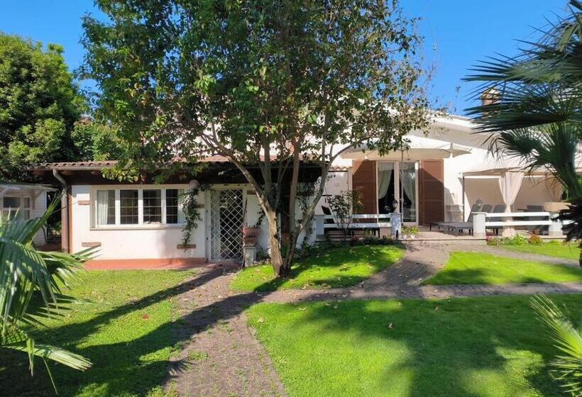 بنسيون Villa Alessandria