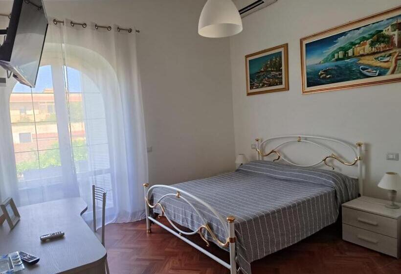 بنسيون Villa Alessandria