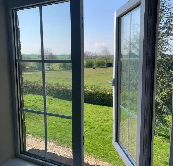 Пансион Wellbet Farm