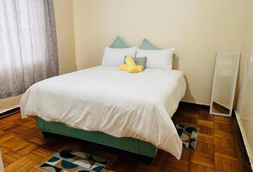 פנסיון Zuke Guest House