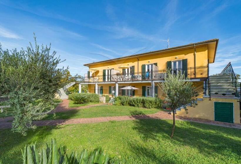 Residence Gli Olmi Goelba