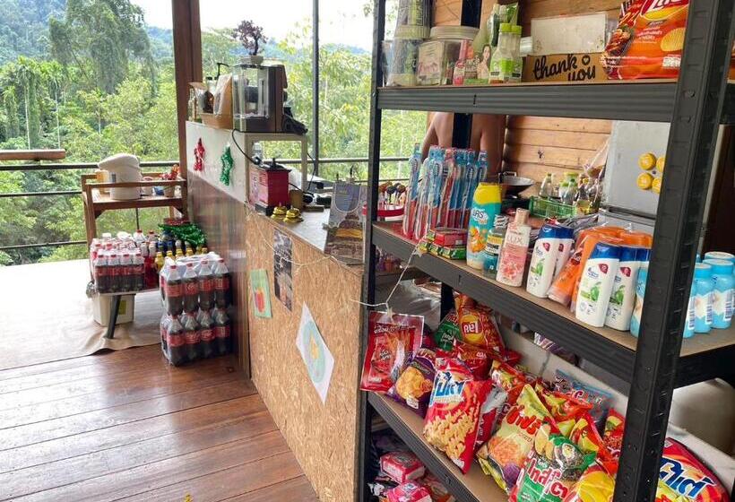 منتجع Amornkeeree Khao Sok Camping