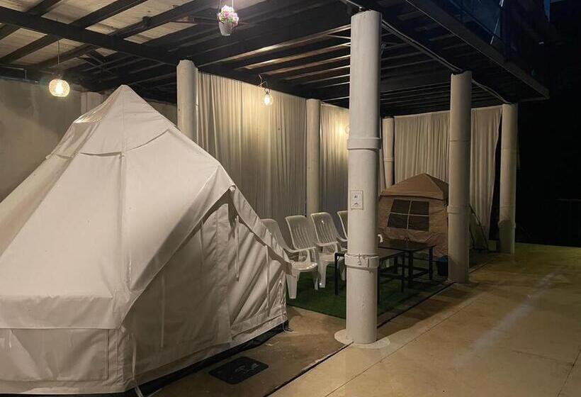 منتجع Amornkeeree Khao Sok Camping