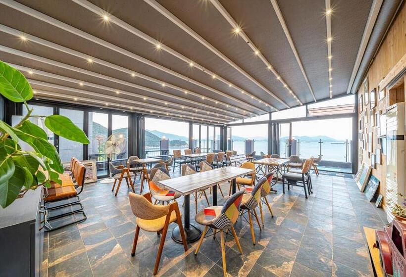 אתר נופש Le Paradis Ocen View Spa Pension