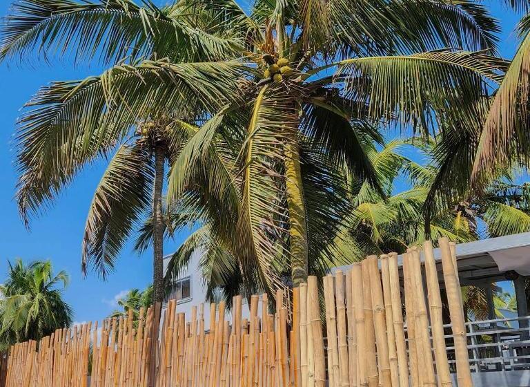 Serenity Terraces Beach, Hotel   Kokrobite