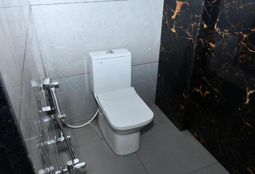 Shree Radhe Mohan Hotel And Resort Khatushyamji