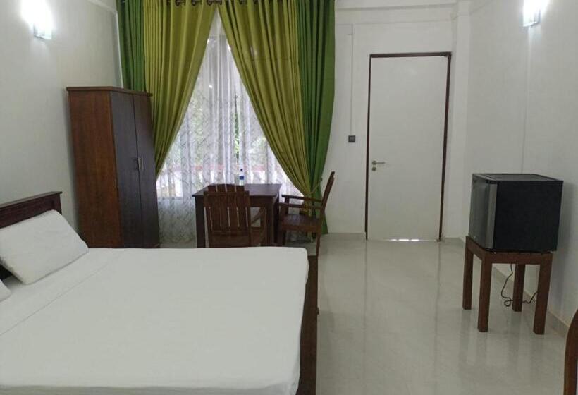 Spice Village Hotel & Restaurant