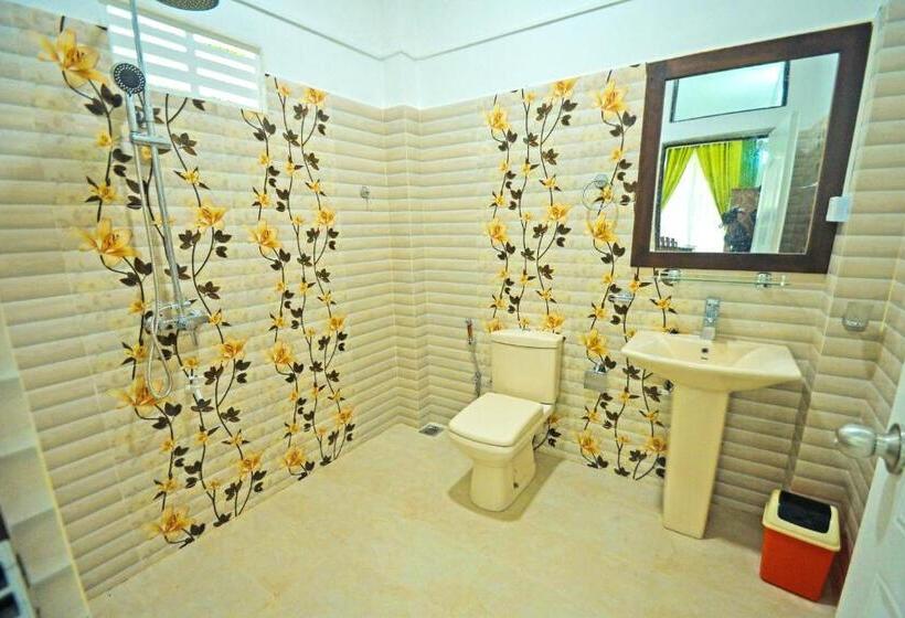 Spice Village Hotel & Restaurant