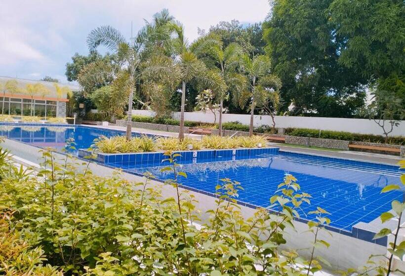 Tropical Studios At Symfoni Bossa