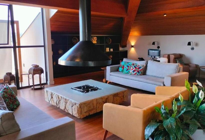 Wanderlust Experience Hotel, Bw Signature Collection