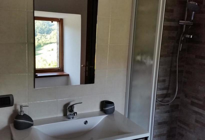 צימר Antico Casale Di Vermontana