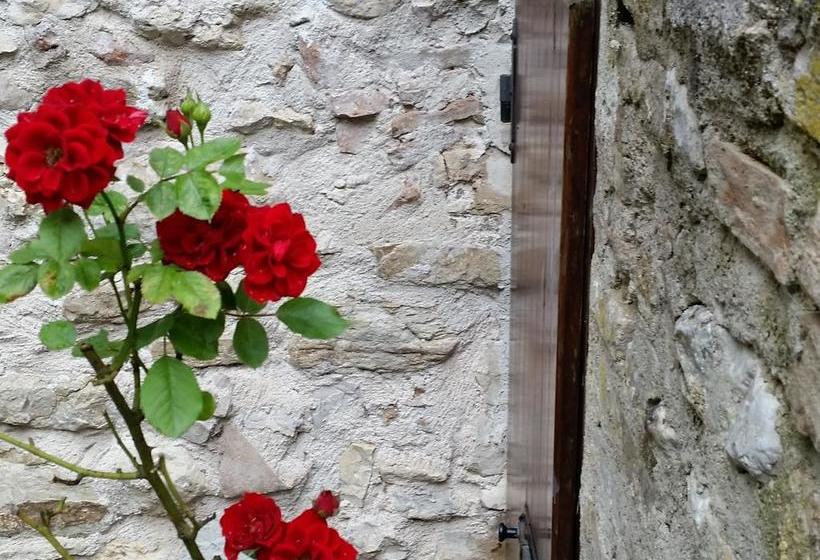 צימר Antico Casale Di Vermontana