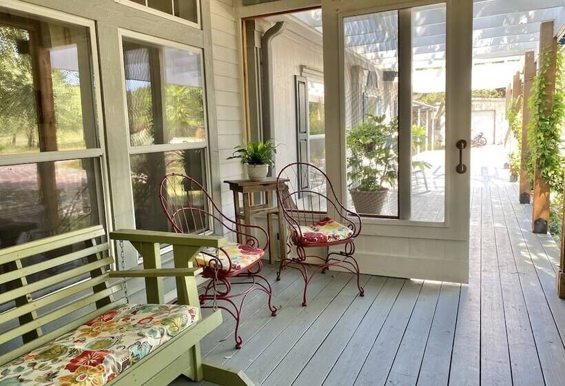 Bellavida B&b And Retreat