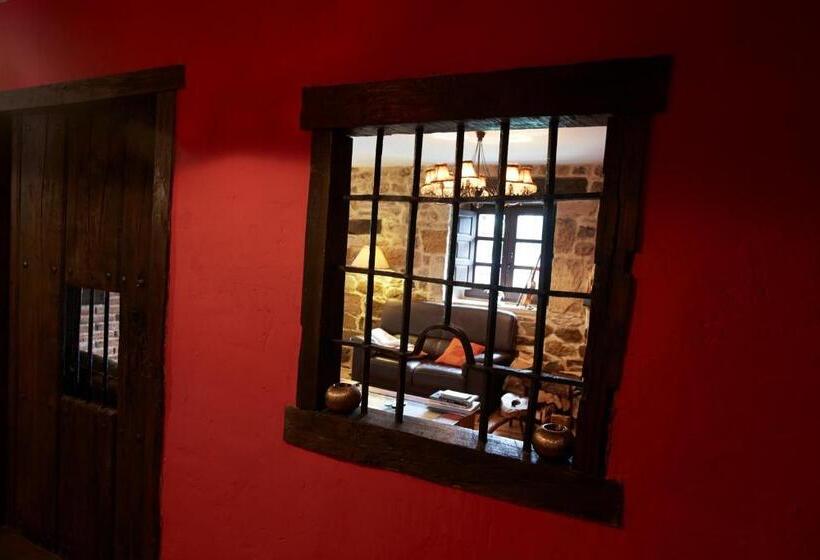 פונדק Posada Rural Ochohermanas