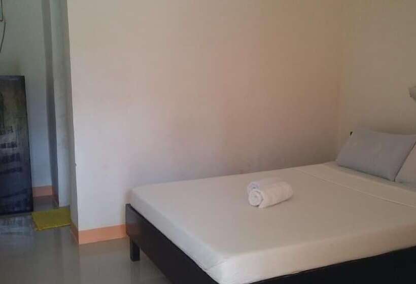 Хостел Reddoorz Plus @ Sla Divina Panglao Bohol