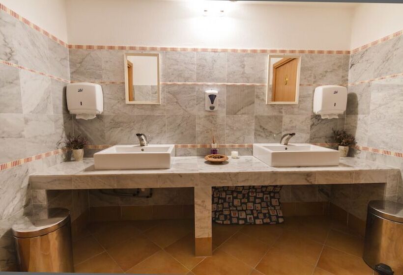 فندق فئة نجمة واحدة Residence Stefania
