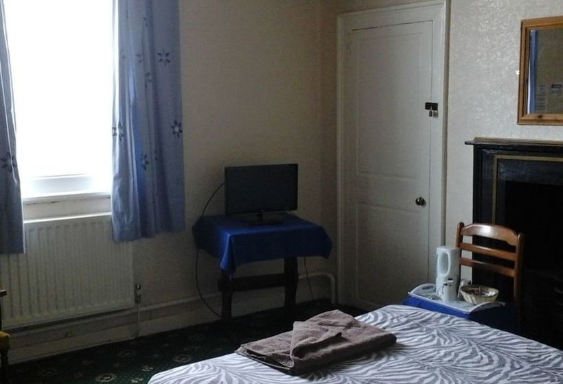 فندق فئة نجمة واحدة The George