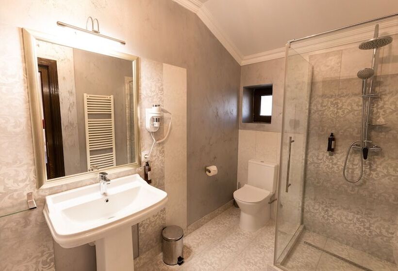 4cardinal S Hotel Boutique