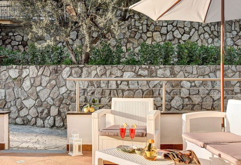 בית מלון כפרי Oleum