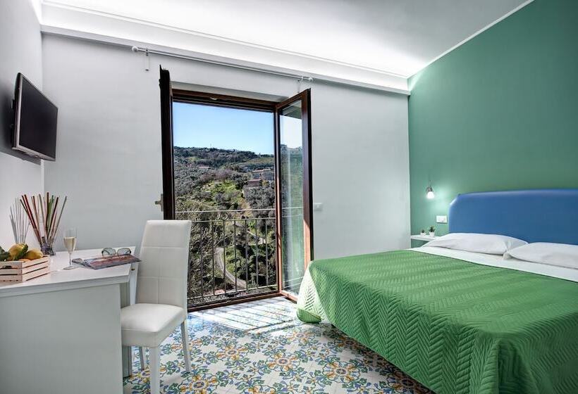 בית מלון כפרי Oleum