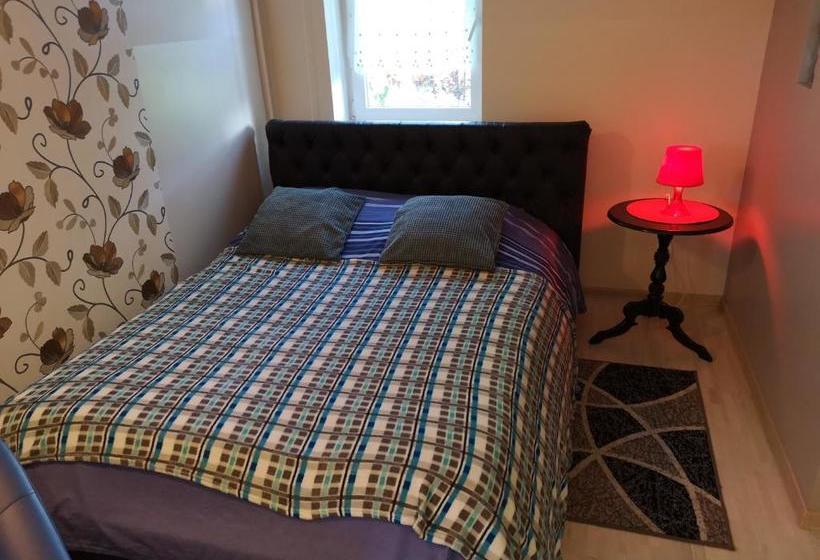 בית מלון כפרי Apartamenty Komfort