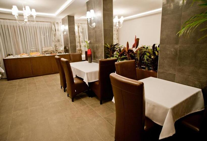 هتل Apartamenty Rubin