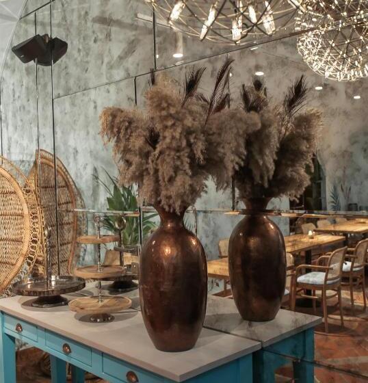 هتل Apartamenty Sowa Toruń