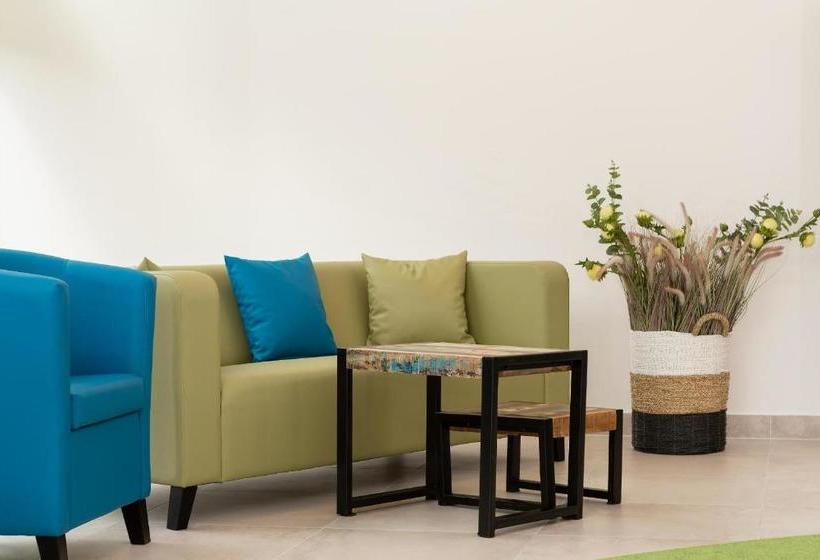 ホテル Aquamarina Miedzyzdroje