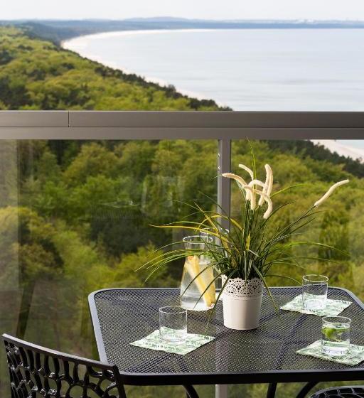 ホテル Aquamarina Miedzyzdroje