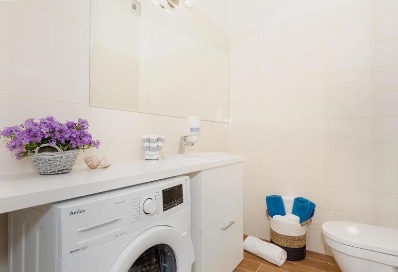 ホテル Aquamarina Miedzyzdroje