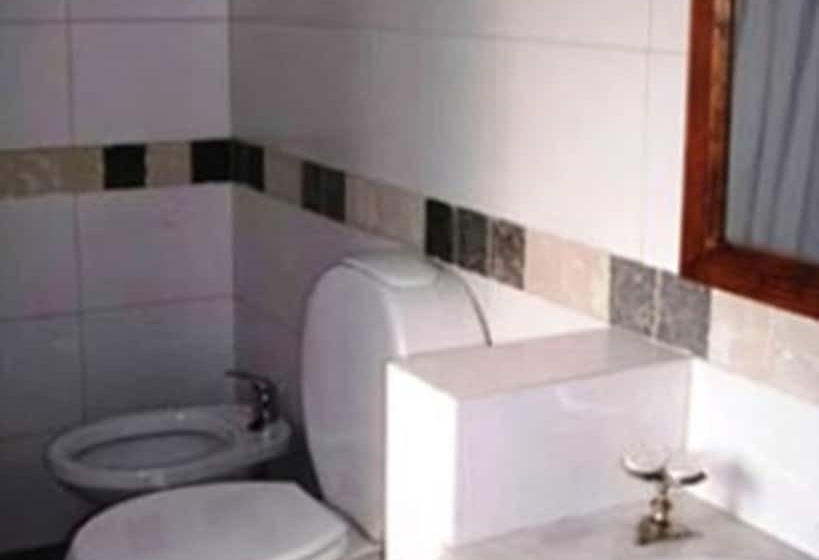 هتل Ayres Colonia