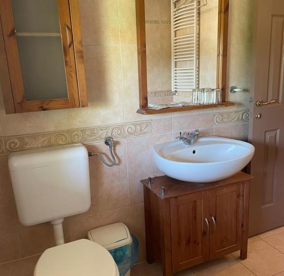 Отель Bagolyvár Inárcs