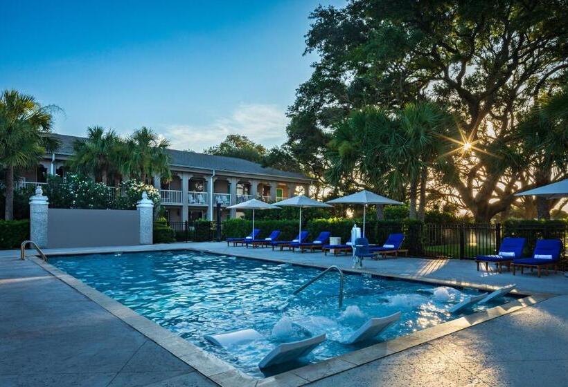 فندق Beachview Club