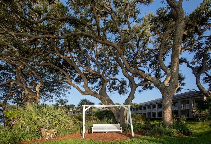 فندق Beachview Club