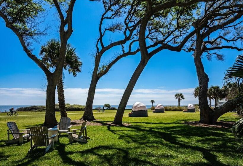 فندق Beachview Club