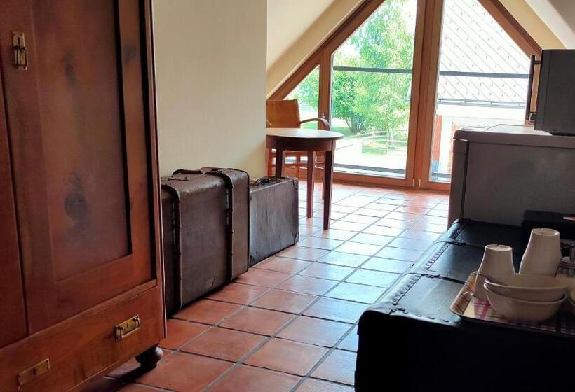 هتل Bed & Breakfast Na Poljani