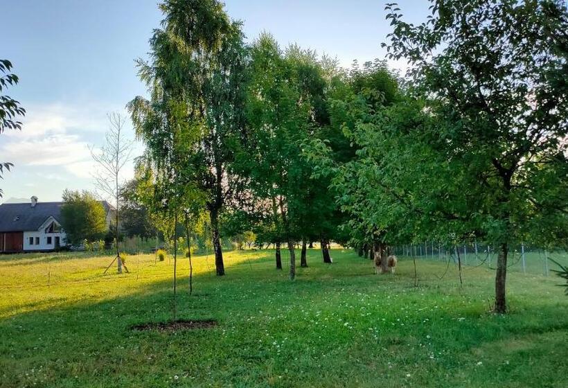 هتل Bed & Breakfast Na Poljani