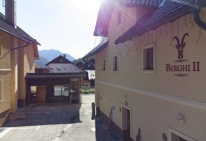 Berghi Hotel And Apartments