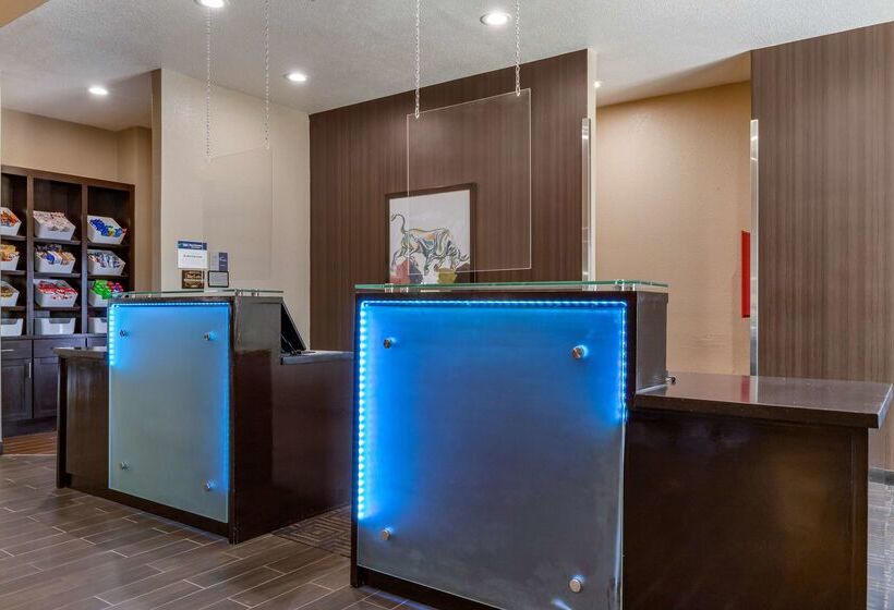 호텔 Best Western Plus Big Lake Inn