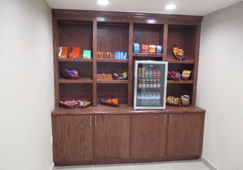 ホテル Best Western Plus Galveston Suites