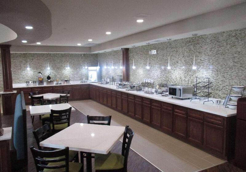 ホテル Best Western Plus Galveston Suites