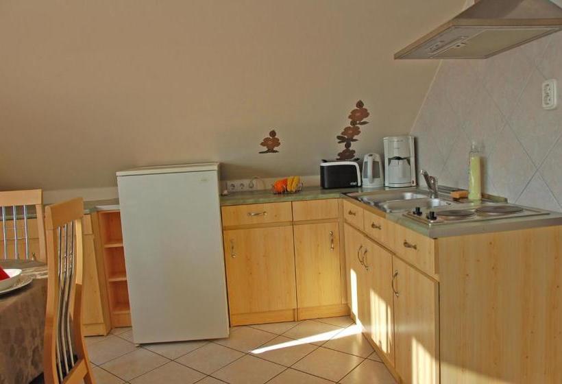 호텔 Brigitte Guesthouse & Apartement