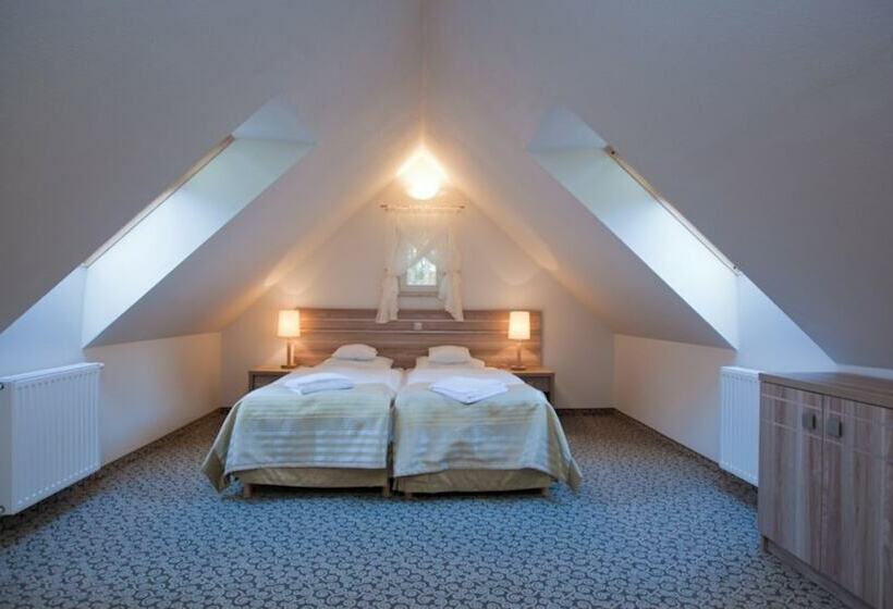 Отель Cesarskie Ogrody