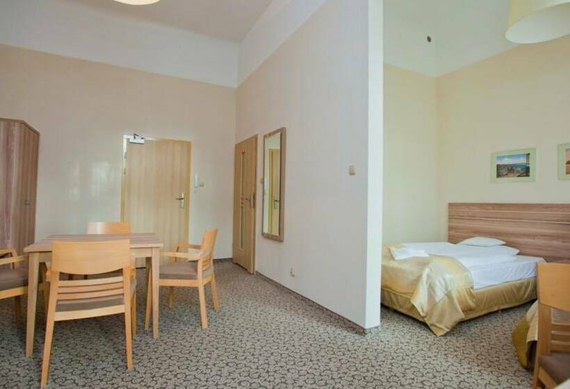 Отель Cesarskie Ogrody