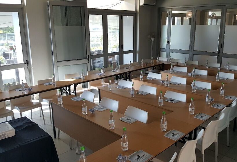 호텔 Chill Pepper Boutique