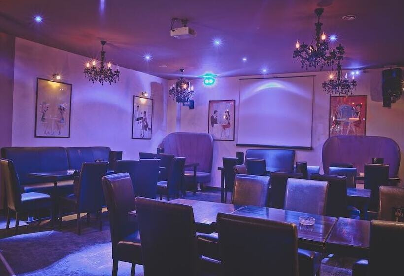 هتل City Center Rooms Piotrkowska 91