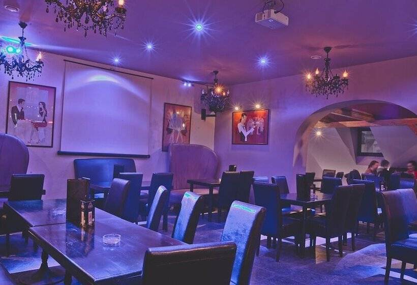 هتل City Center Rooms Piotrkowska 91