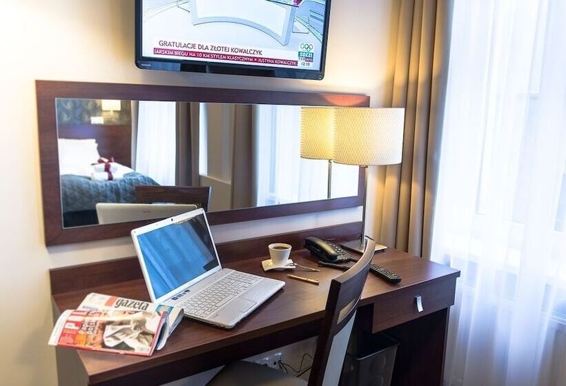 هتل City Center Rooms Piotrkowska 91