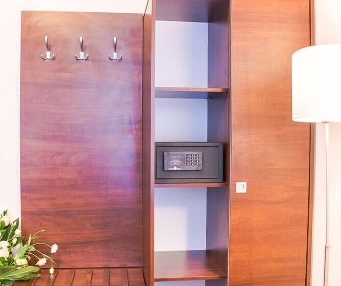 هتل City Center Rooms Piotrkowska 91