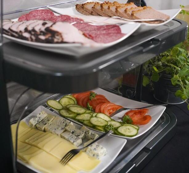 هتل City Center Rooms Piotrkowska 91